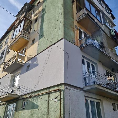 Dddd Apartament Cavnic Eksteriør billede