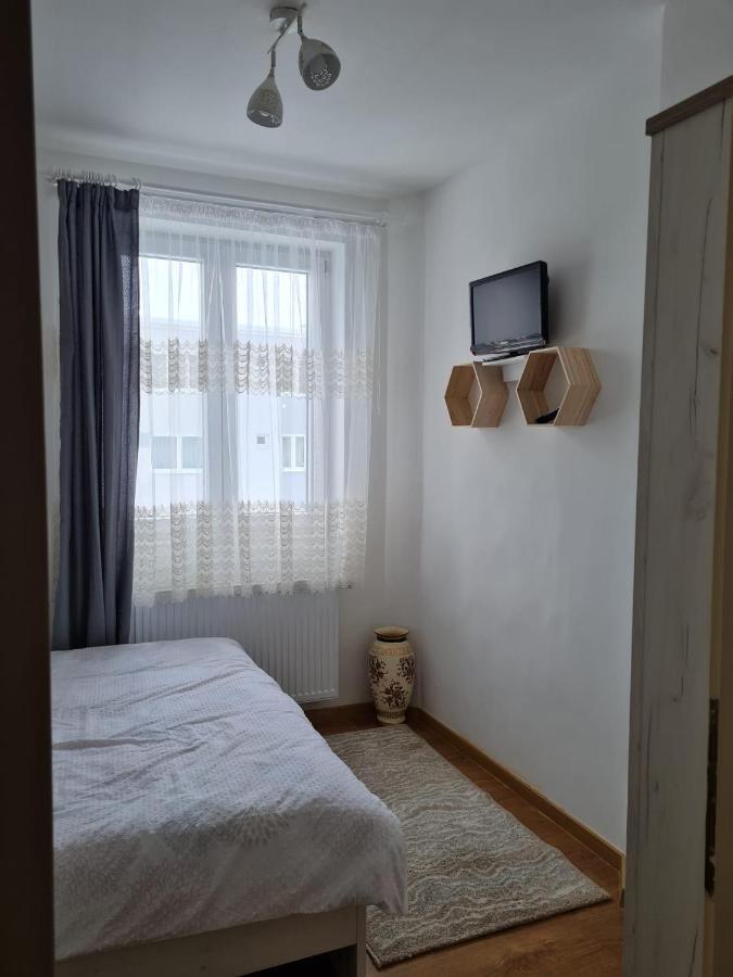 Dddd Apartament Cavnic Eksteriør billede